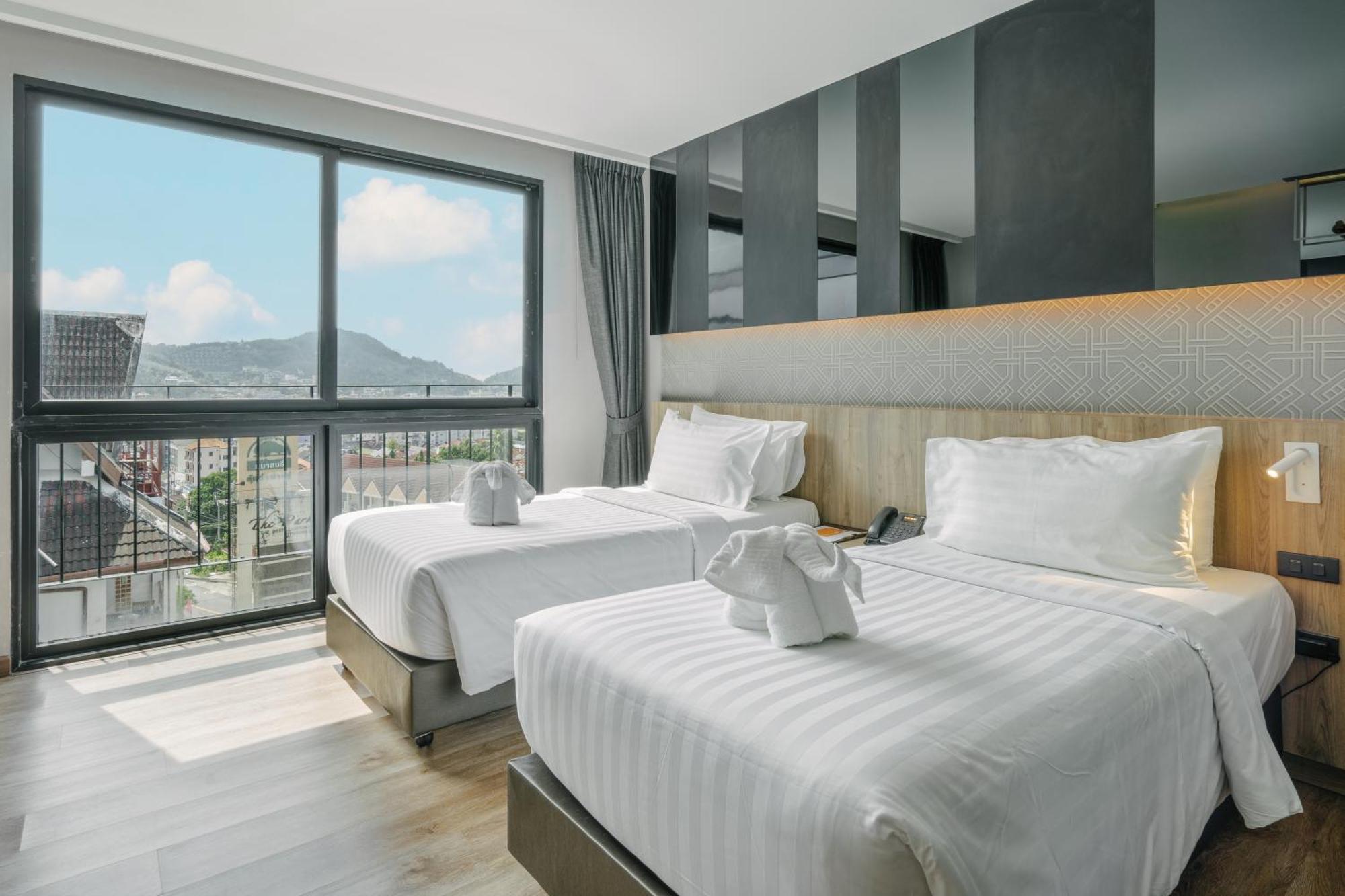 Rak Elegant Hotel Patong Esterno foto
