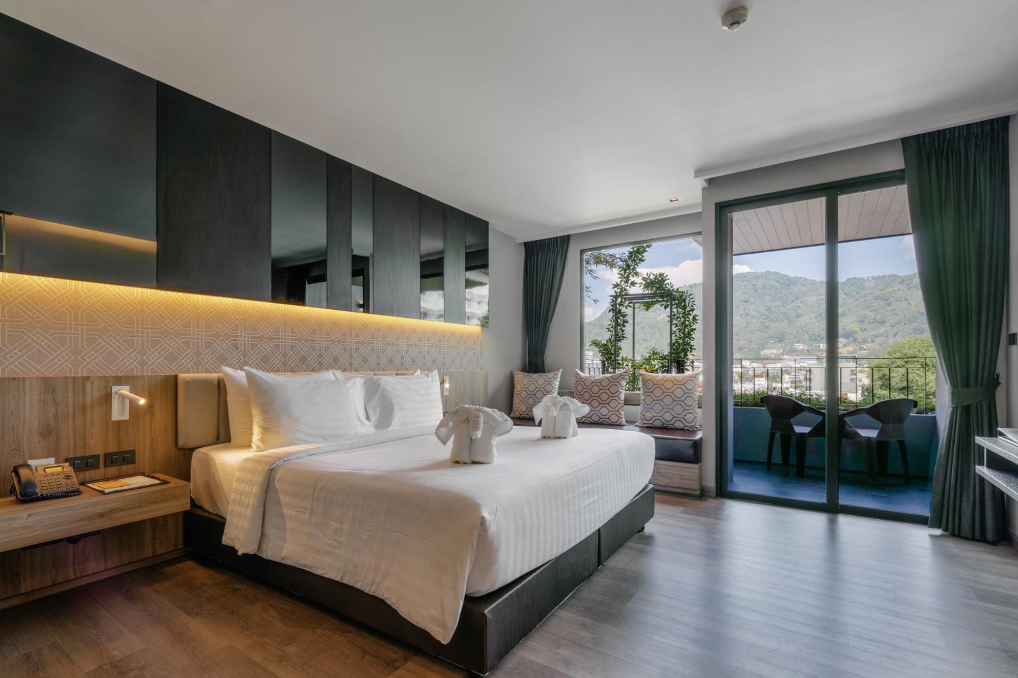 Rak Elegant Hotel Patong Esterno foto